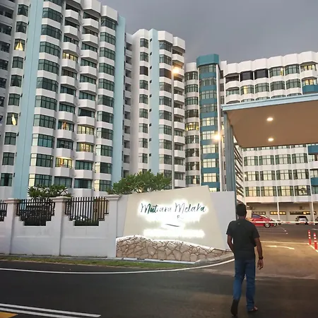 Mutiara Melaka Beach Resort By Syiffa Exterior photo