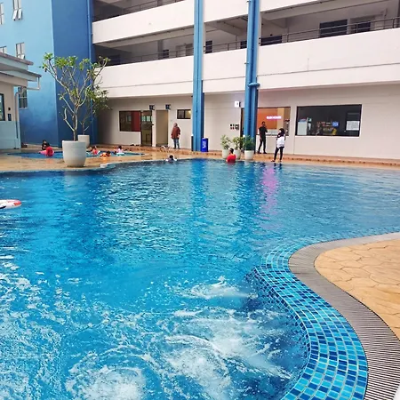 Mutiara Melaka Beach Resort By Syiffa Exterior photo